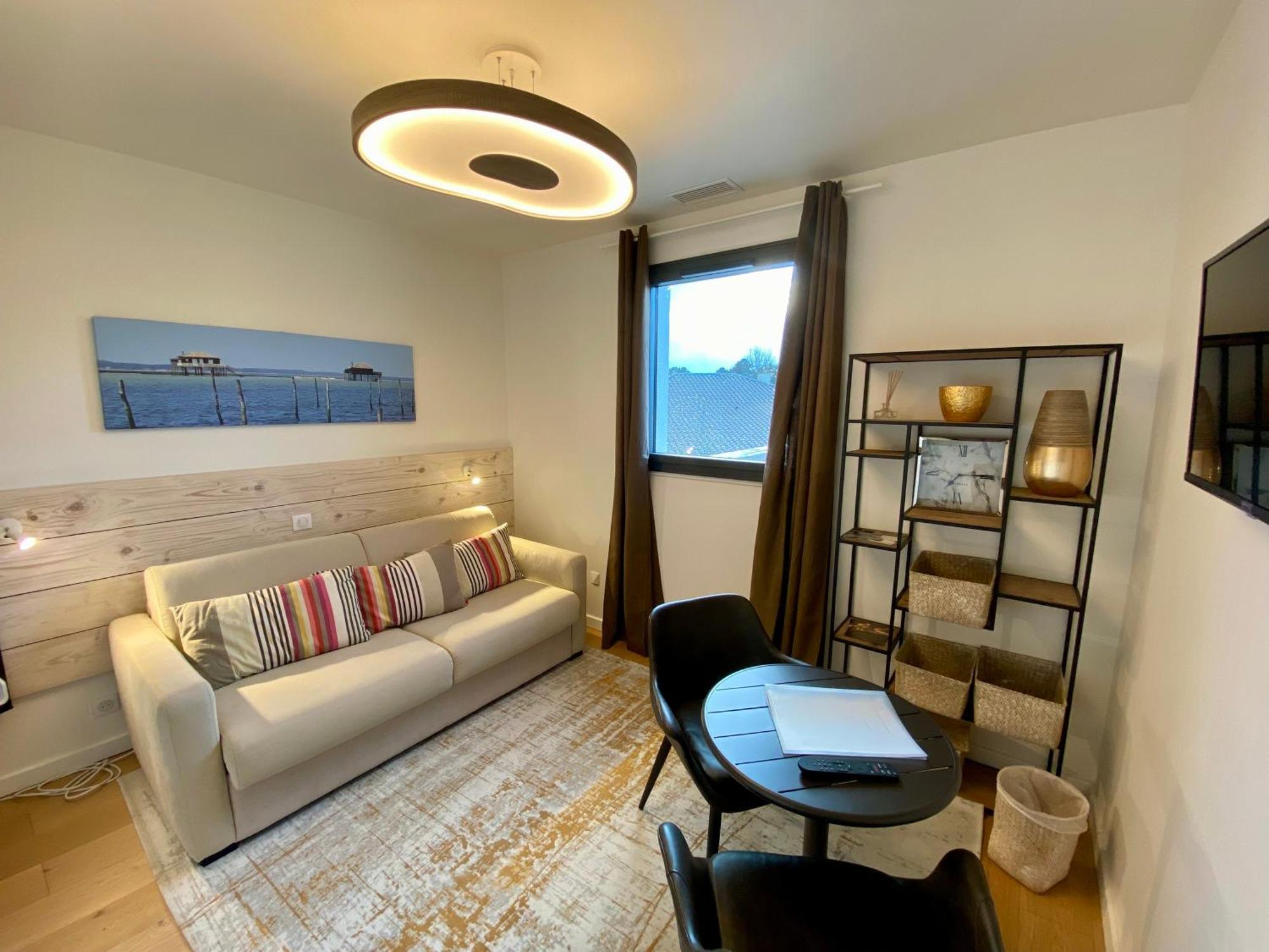 La Villa Du Golf - Chambre D Hotes Гюжан-Местрас Экстерьер фото
